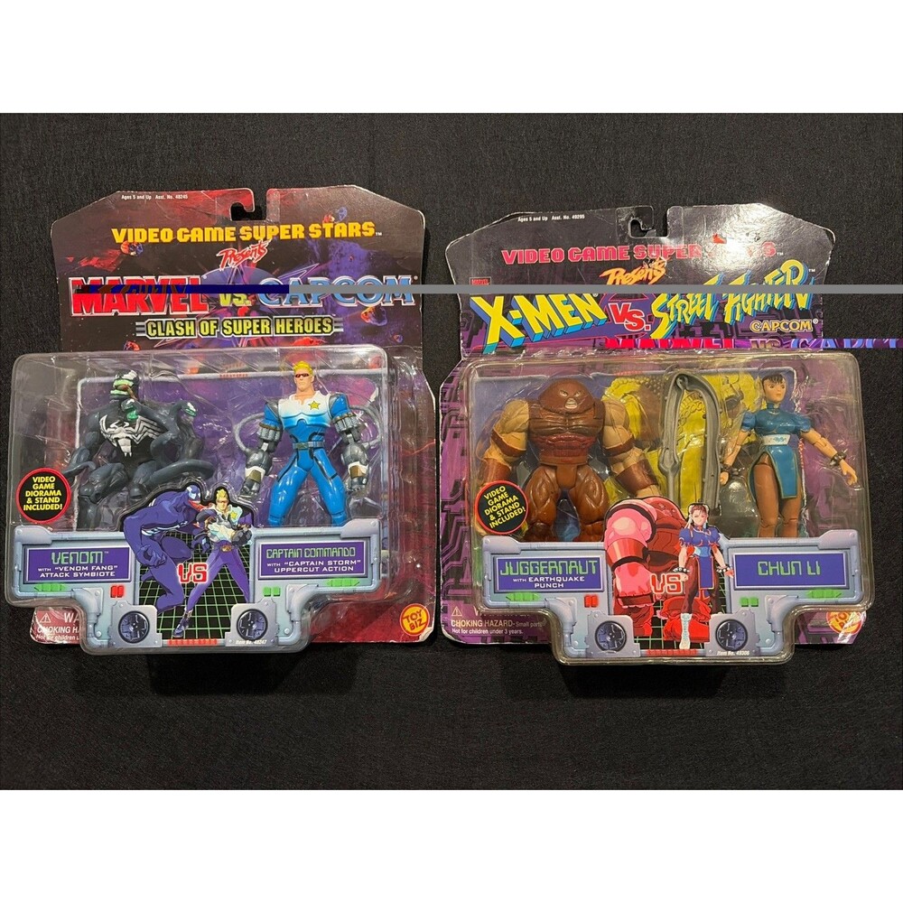 TOY BIZ 1999 Marvel vs Capcom Venom Captain Commando & Juggernaut Chun Li SEALED